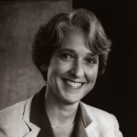 portrait of Linda Wilson